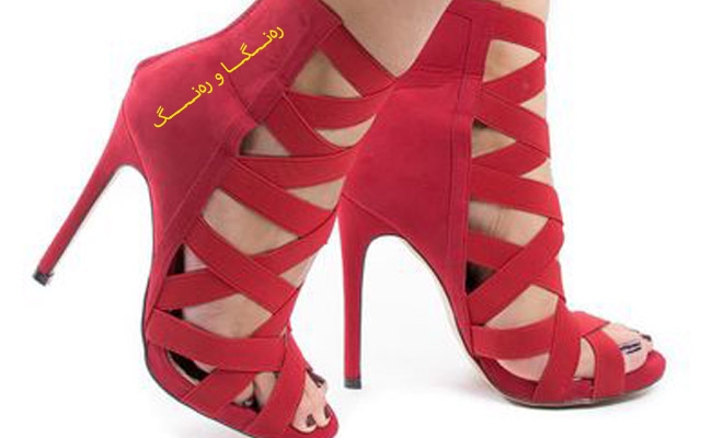 رەنگێكی شیاوی پێڵاو لە وەرزی هاوین هەڵبژێرە