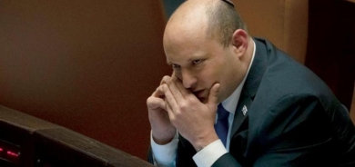 بنيت يطالب «الطاقة الذرية» بتوجيه تحذير واضح لطهران