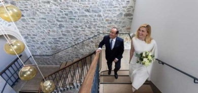 فرانسوا هۆلاند بۆ یەکەم جار لە تەمەنی 67 هاوسەرگیریی کرد