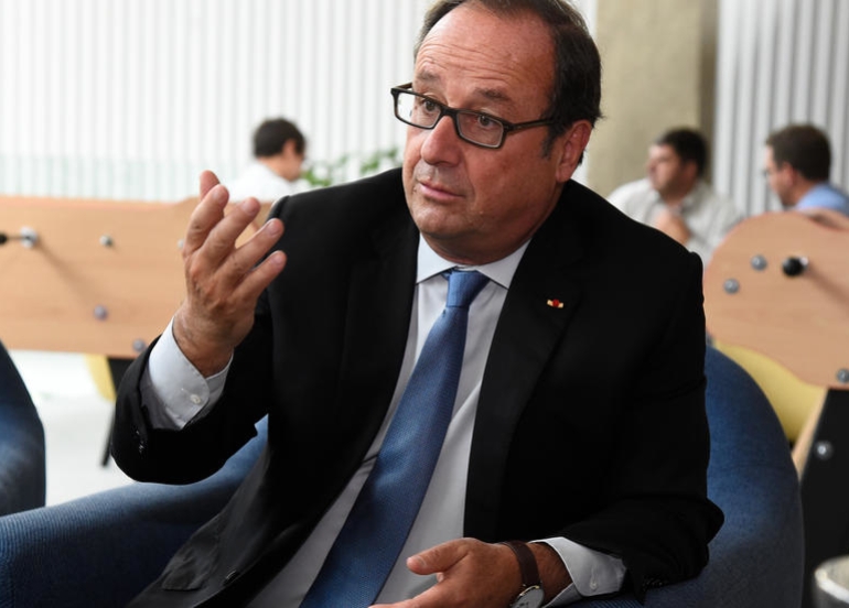 فرانسوا هۆلاند بۆ یەکەم جار لە تەمەنی 67 هاوسەرگیریی کرد