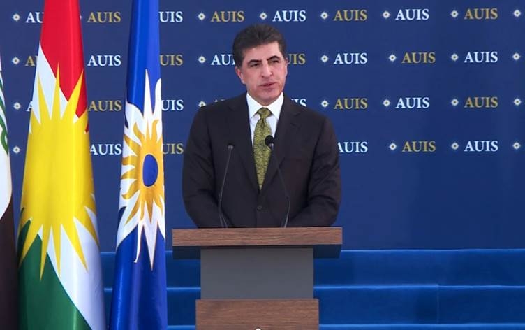 نيجيرفان بارزاني يدعو الأطراف السياسية العراقية جميعاً لحل مشاكل البلد على أساس الدستور