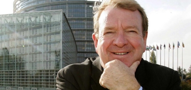 Mr. STRUAN STEVENSON to Gulan: I expect that there will be plots already underway to remove Putin from power