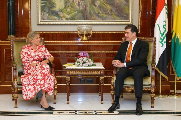 President Nechirvan Barzani receives a delegation from the French Senate