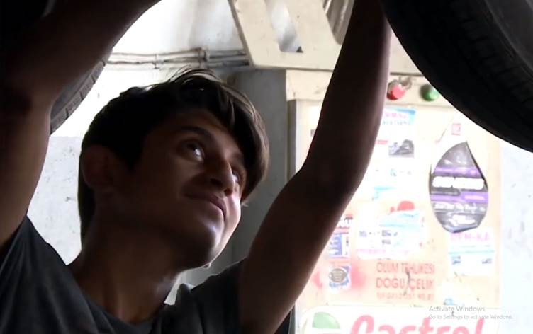 Li Tirkiyê û Bakurê Kurdistanê derdora 2 milyon zarokên karker hene