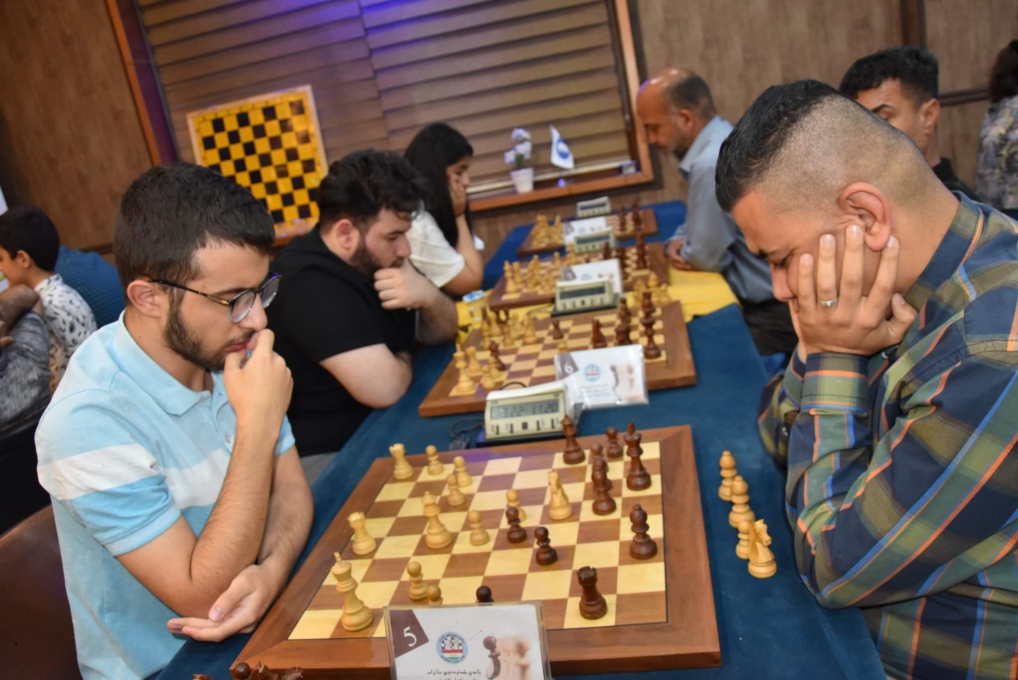 خانزاد پاڵه‌وانێتییه‌كى نێوده‌وڵه‌تى به‌رێوه‌برد