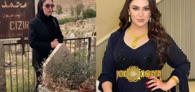 نازدار سەردانی گۆڕی هونەرمەند (محەمەد عارف جزیری) دەكات