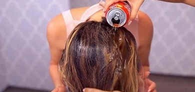 المشروبات الغازية... لشعر أكثر نعومة وكثافة!