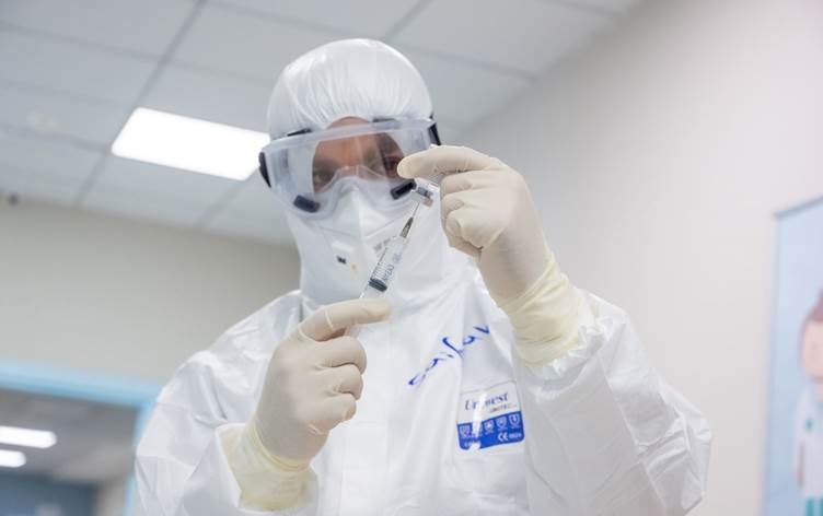 موجة جديدة لكورونا تضرب العراق