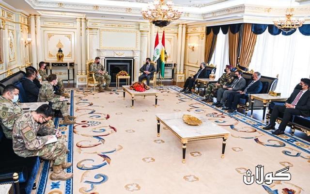 سەرۆکی حکومەتی هەرێمی کوردستان پێشوازی لە شاندێکی سەربازی ئەمەریکی دەکات