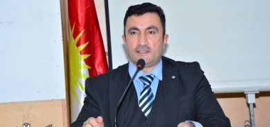 پ. د. قادر محەمەد  ڕاگری كۆلێژی ئاداب لە زانكۆی سەڵاحەدین بۆ گوڵان:     ڕیفراندۆم دەستكەوتێكی گەورەی سەرۆك بارزانی و گەلی كوردستانە و دیكۆمێنتێكی مێژوویی و سیاسی و یاساییە