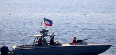 «احتكاك» بين أميركا وإيران في مضيق هرمز