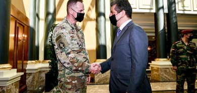 Serokwezîr      li gel şandeke leşkerî ya Amerîkî civiya