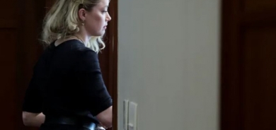 فضيحة جديدة تواجه آمبر هيرد