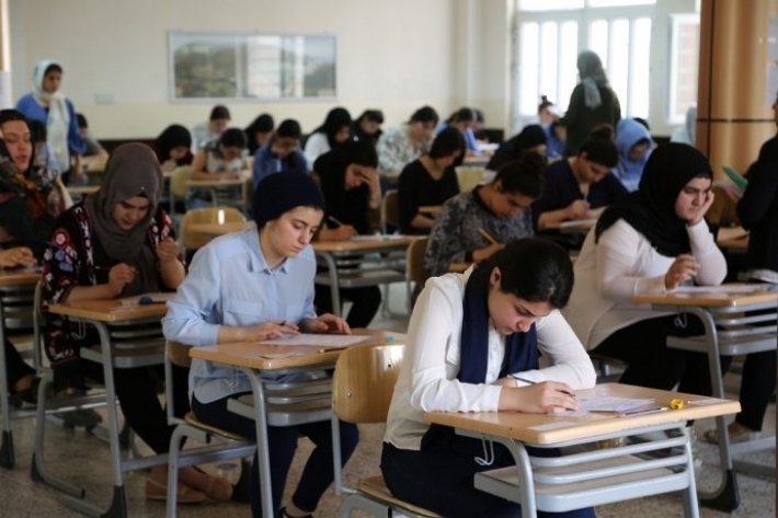 Li Herêma Kurdistanê ezmûnên pola 12 dest pê kir – 27 hezar qutabî beşdar in