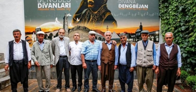 Li Amedê 13 dengbêj wek 