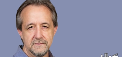 مایكڵ جەیمس  پڕۆفیسۆری كاروباری نێودەوڵەتی لە زانكۆی سەنتراڵ فلۆریدا بۆ گوڵان:     نەفرەتی سەرچاوەكان  لەو شوێنانەدا ڕوو نادات كە بازاڕەكانی كار بەهێزن