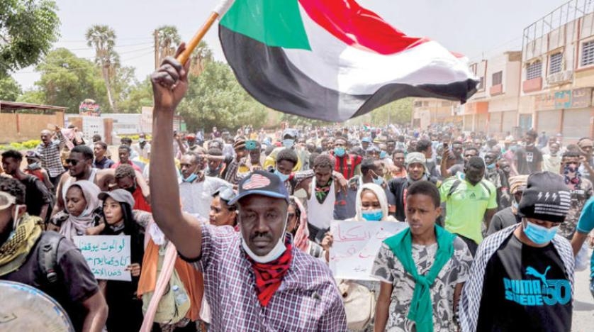 السودان: التصعيد متواصل ومعارك كر وفر قرب القصر