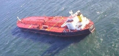 Iranian-flagged tanker in Greece tugged to Piraeus port
