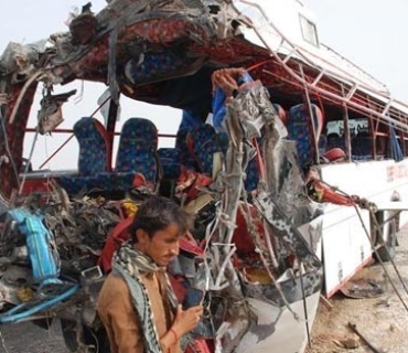 پاسێک کەوتە ناو دۆڵێکەوە ژمارەیەك کوژراو و  برینداری لێکەوتەوە