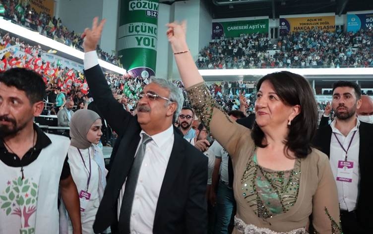 HDPê bi peyama Çareseriyê kongreya xwe ya pêncem saz kir