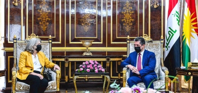 مەسرور بارزانی پێشوازی لە ئەلینا رۆمەناوسکی، باڵیۆزی ئەمەریکا لە عێراق کرد.