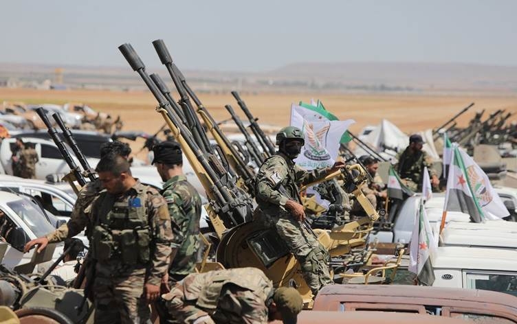 Çekdarên girêdayî Tirkiyê ji bo êrîşa li ser Rojavayê Kurdistanê xwe amade dikin