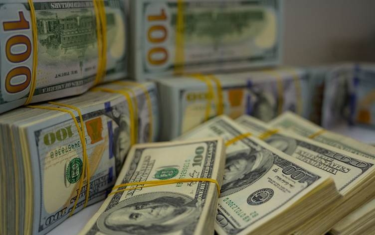 مستشار الكاظمي : الاحتياطات النقدية للعراق 80 مليار دولار والذهب 131 طناً