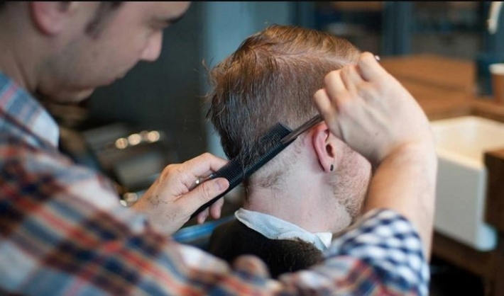 نصائح لزيارة آمنة لصالونات الحلاقة