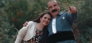 عەزیز وەیسی و كچەكەی بەرهەمێكیان بە شێوەی دوێت بڵاوكردەوە