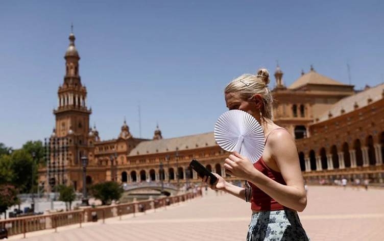 Li Îspanyayê îsal bi sedan kes ji ber germayê canê xwe ji dest dane