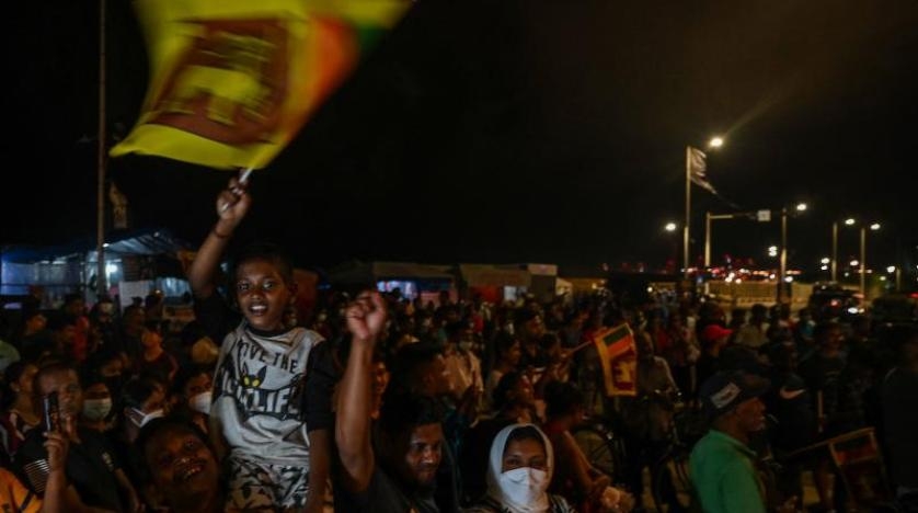 القائم بأعمال رئيس سريلانكا يعلن حالة الطوارئ