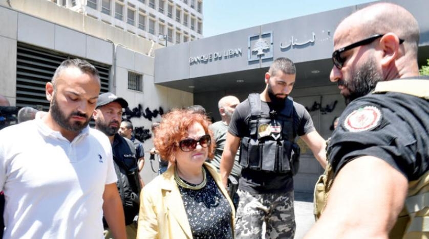 قاضية لبنانية تطارد حاكم «المركزي»