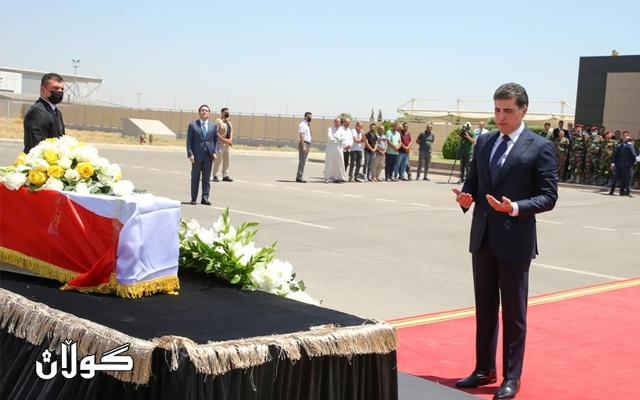 سه‌رۆك نێچيبرڤان بارزانى ته‌رمى شه‌هيدانى دوێنێى زاخۆ به‌ڕێده‌كات