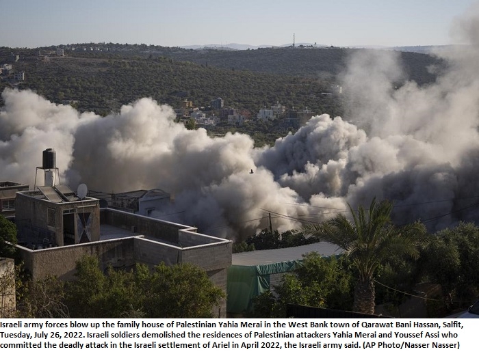 Israel demolishes homes of suspected Palestinian attackers