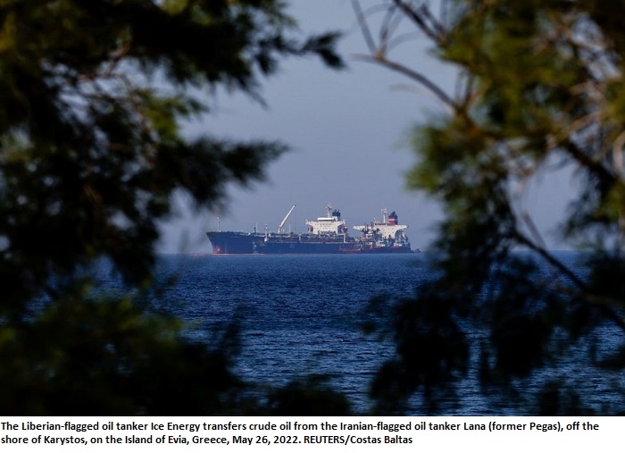 Iranian tanker to retrieve oil cargo confiscated by US this week