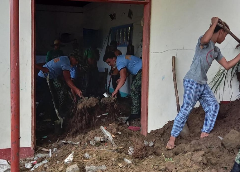 بەهۆی بومەلەرزە لە فلیپین چوار كەس کوژران و ژمارەیەك بریندار بوون