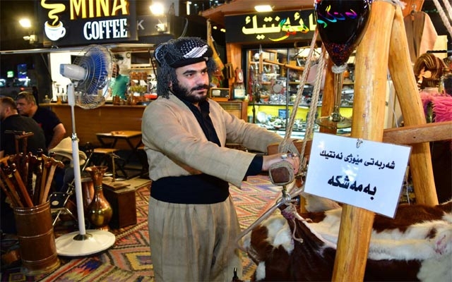 شەربەتی مێوژی خۆمانەی نێو مەشكە