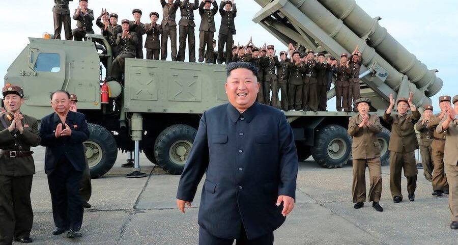 Kîm Jong-un fermana amadekariyê da artêşa Koreya Bakûr