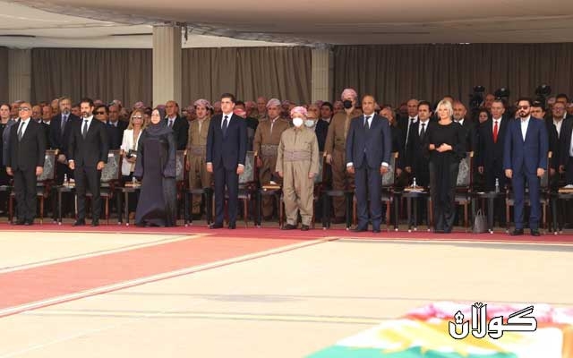 سه‌رۆكى هه‌رێمى كوردستان به‌شدارى له‌ ڕێوڕه‌سمى پێشوازيى ڕوفاتى ئه‌نفالكراوانى بارزانيدا ‏ده‌كات