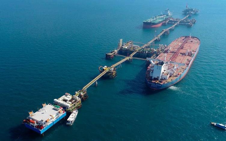 إيرادات النفط العراقي تبلغ اكثر من 10.6 مليار دولار لشهر تموز