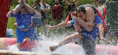 پێشبڕكێی هەڵگرتنی هاوسەران