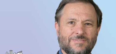 ستیڤن زونێس   ڕێكخەری پڕۆگرامی دیراساتی ڕۆژهەڵاتی ناوەڕاست لە زانكۆی سان فرانسیسكۆ بۆ گوڵان:     رۆژهەڵاتی ناوەڕاست بووەتە گۆڕەپانی ململانێی هێزە مەزنەكان