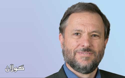 ستیڤن زونێس   ڕێكخەری پڕۆگرامی دیراساتی ڕۆژهەڵاتی ناوەڕاست لە زانكۆی سان فرانسیسكۆ بۆ گوڵان:     رۆژهەڵاتی ناوەڕاست بووەتە گۆڕەپانی ململانێی هێزە مەزنەكان