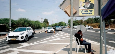 عشرات «المسيّرات» الإسرائيلية إلى غزة... ولبيد يلغي إجازته