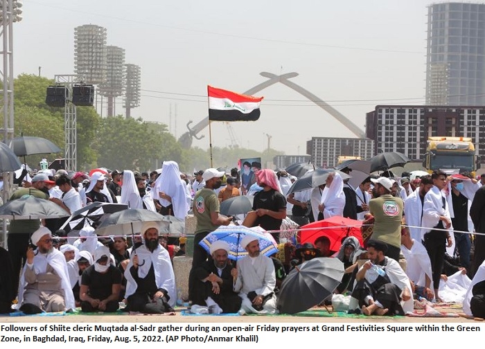 Hundreds of thousands gather for mass prayer in Baghdad