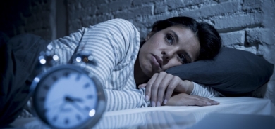 ما هي التغيرات الفيزيولوجية التي تحدث بأجسامنا عندما نبقى مستيقظين بعد منتصف الليل؟