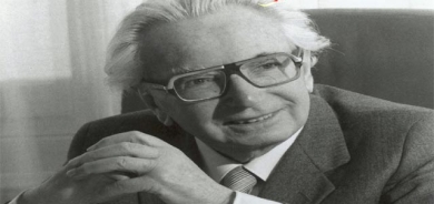 پەند و وتە فیكتۆر ئیمل فرانكل، فیزیاناسی نەمساوی، لە ساڵی 1905 لە شاری ڤیەنا نەمسا لەدایكبووە