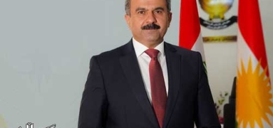 دكتۆر محەمەد شوكری  سەرۆكی دەستەی وەبەرهێنانی هەرێمی كوردستان بۆ گوڵان:     لە كابینەی نۆیەمدا 1212 پڕۆژەمان پەسەند كردووە كە 298یان بارزگانی و 914شیان پیشەسازی و كشتوكاڵی و گەشتیاری و سێكتەری دیكە بوون