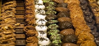 كيف نتخلص من عادة تناول الحلويات؟