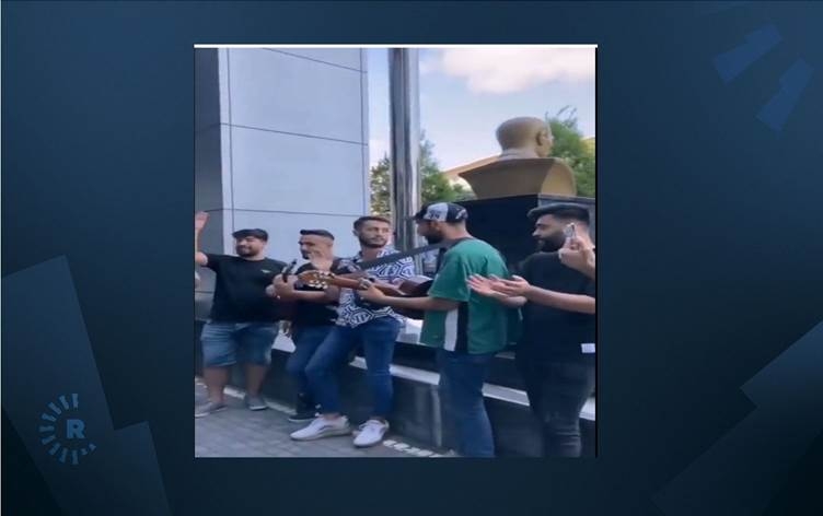 Ciwanan li ber Şaredariya Stenbolê astengkirina muzîka Kurdî şermezar kirin